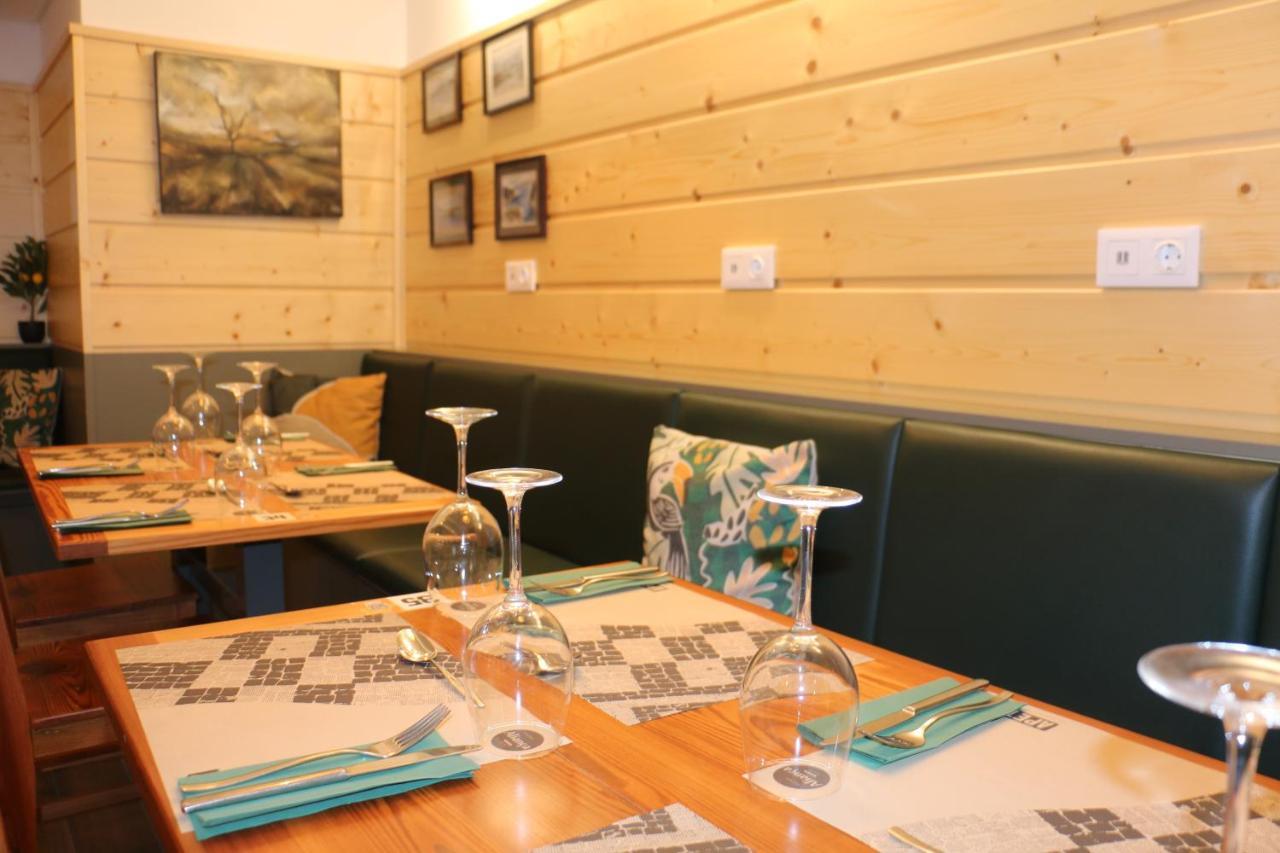 Alianca Cafe & Hostel 英雄港 外观 照片