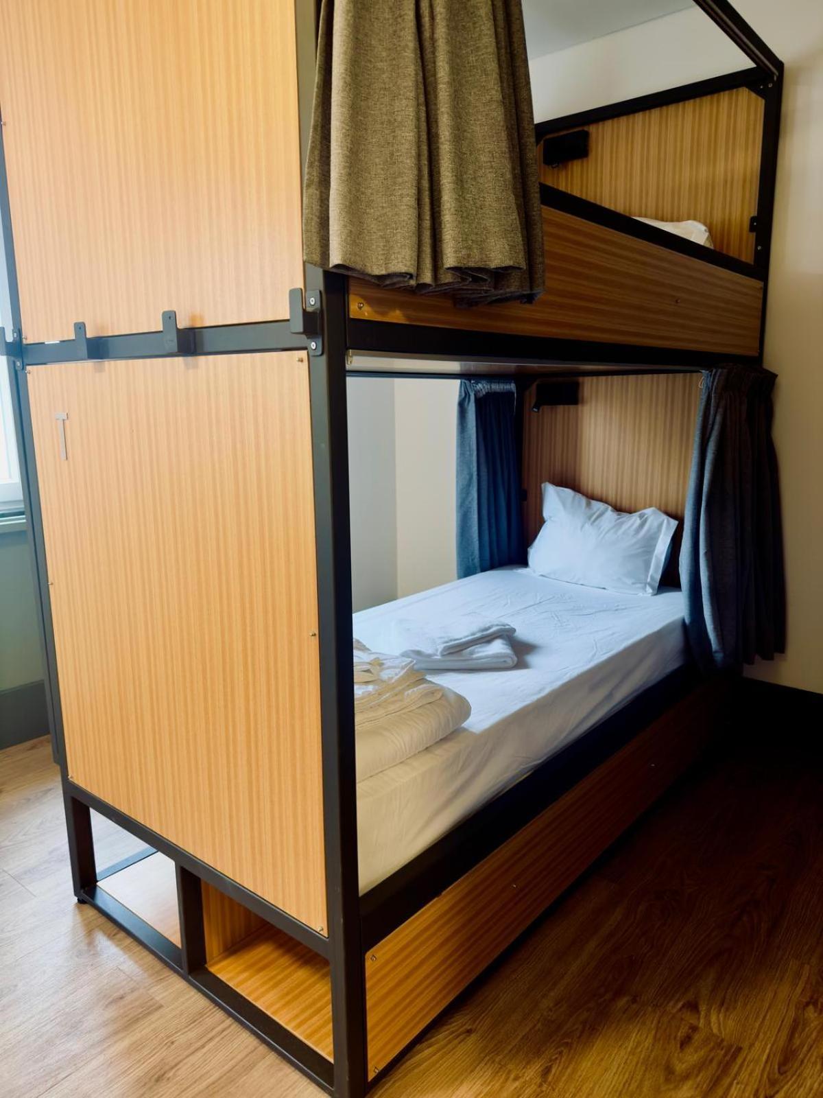 Alianca Cafe & Hostel 英雄港 外观 照片